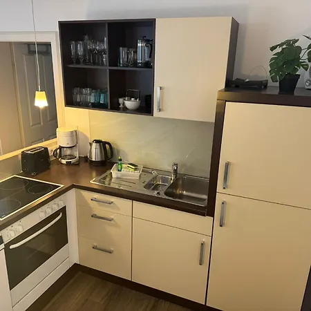 Apartment Haus Ohne Namen *